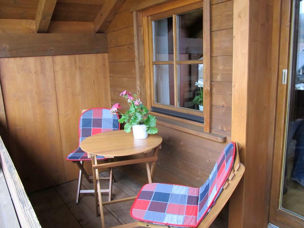 Ferienwohnung Bei Mutti Rottau Bagian luar foto